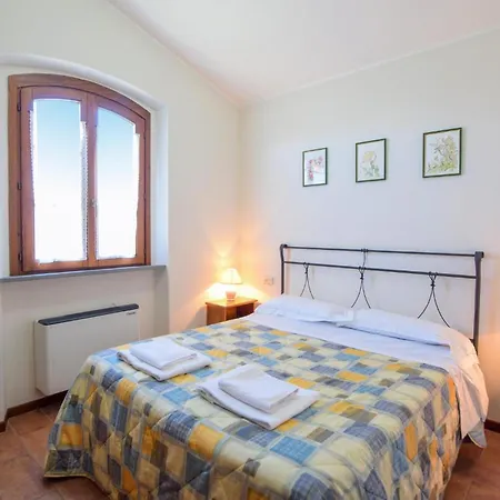 Apartment 1 Bedroom Amazing In Gubbio